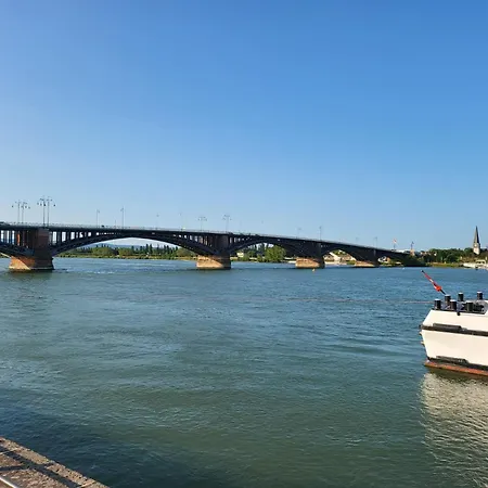 Direkt An Der Uniklinik