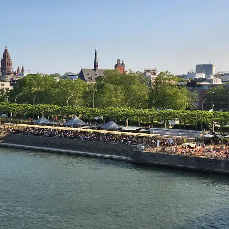 Direkt An Der Uniklinik בית אירוח *